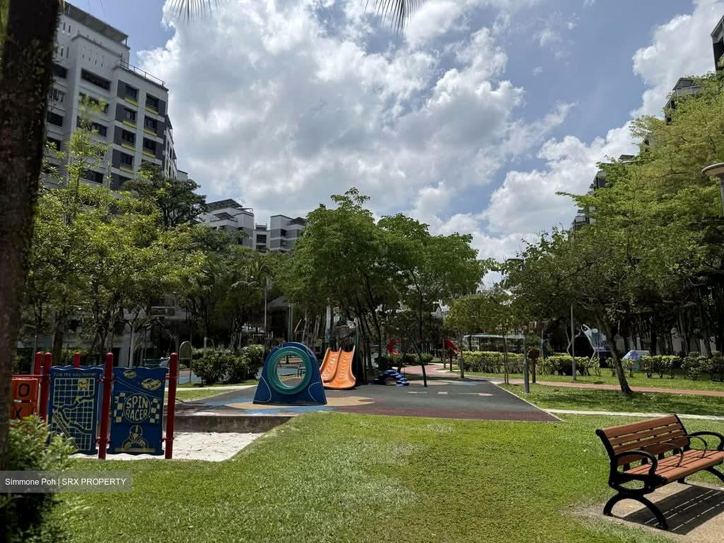 Blk 581 Woodlands Drive 16 (Woodlands), HDB Executive #545183511